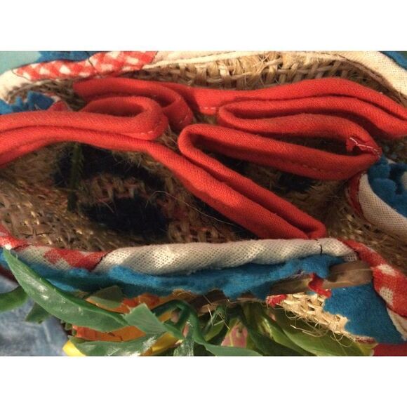 St Thomas Jamaican Doll  - Picture 9 of 9